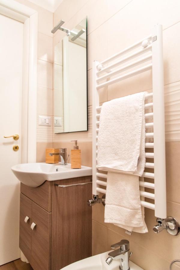 Palazzo Le Travi Hotel Bari Luaran gambar
