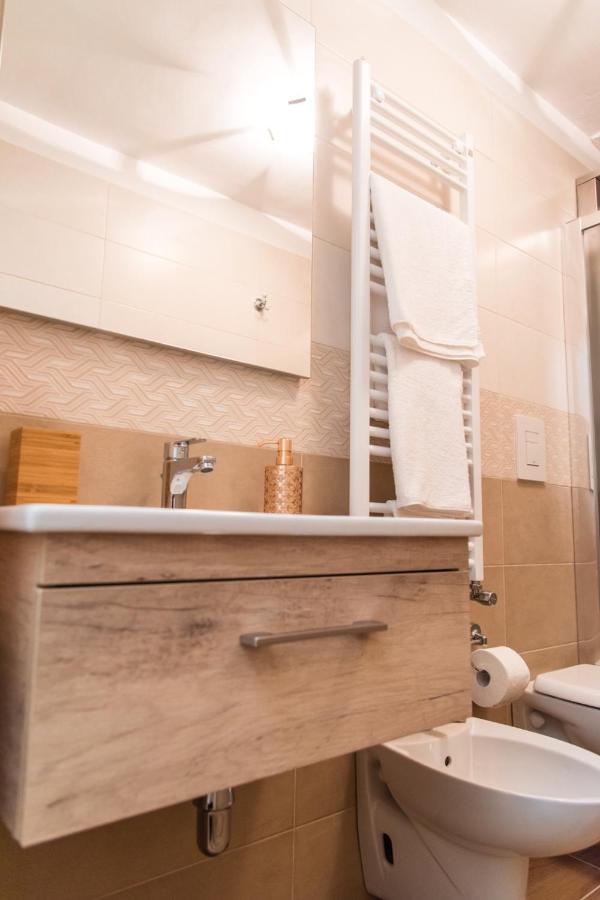 Palazzo Le Travi Hotel Bari Luaran gambar