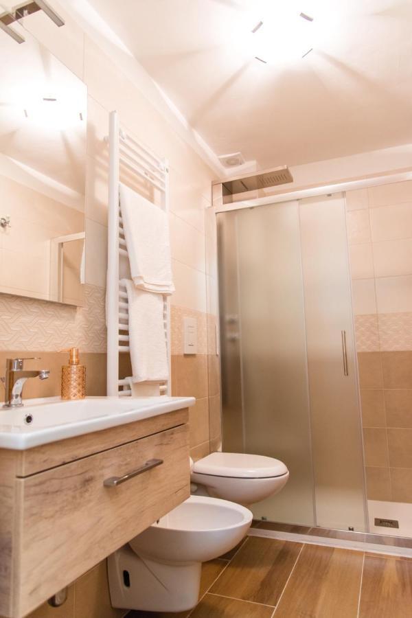 Palazzo Le Travi Hotel Bari Luaran gambar