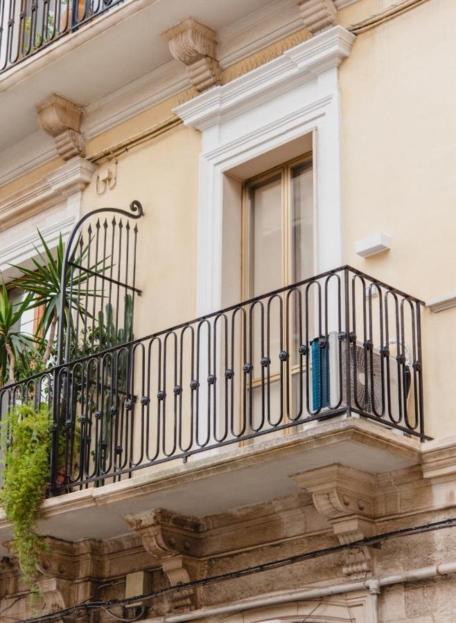 Palazzo Le Travi Hotel Bari Luaran gambar