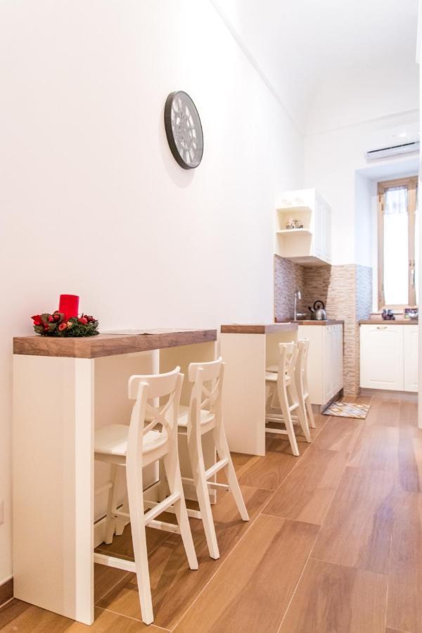 Palazzo Le Travi Hotel Bari Luaran gambar